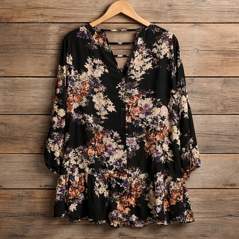 Oddy 2X Low V Neck Polyester BOHO Style Floral And GREEN Print Blouse